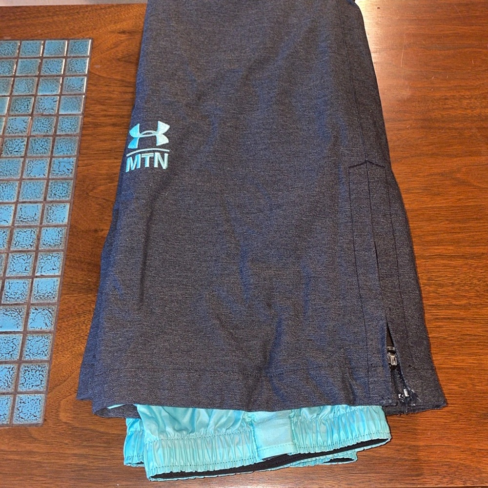 🏔️🎿🏂Under Armour Ski/Snowboard Pants